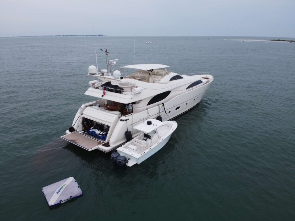 Orlando private luxury Yacht 94'